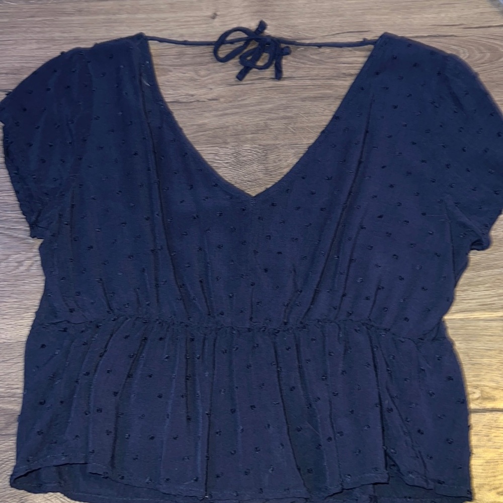 Hollister navy blue cropped blouse size small
